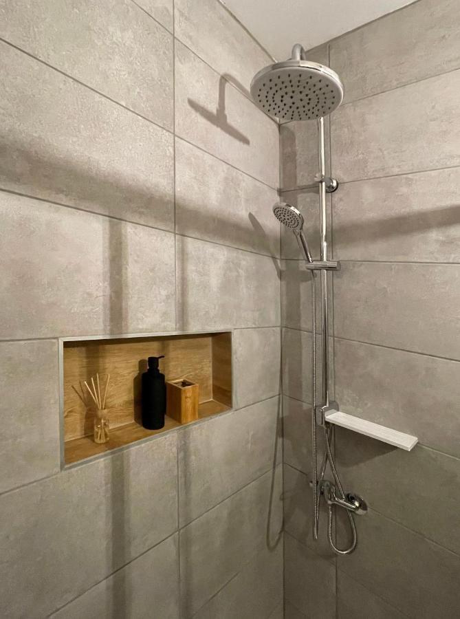Studio Central Square Gospic Luaran gambar