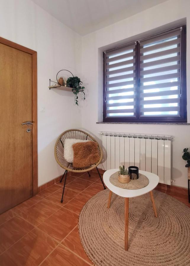 Studio Central Square Gospic Luaran gambar